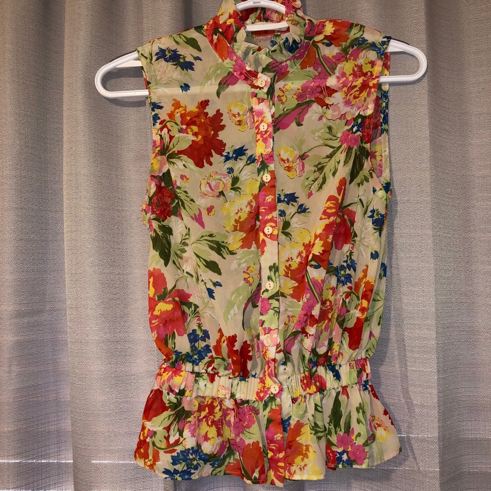 Floral top